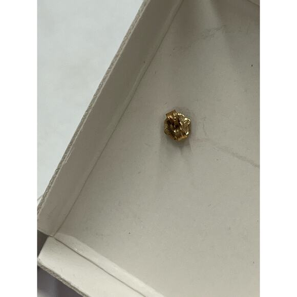 Everlasting Gold 10k Red Garnet 5mm Prong Set Round Solitaire Earrings New - Picture 4 of 6